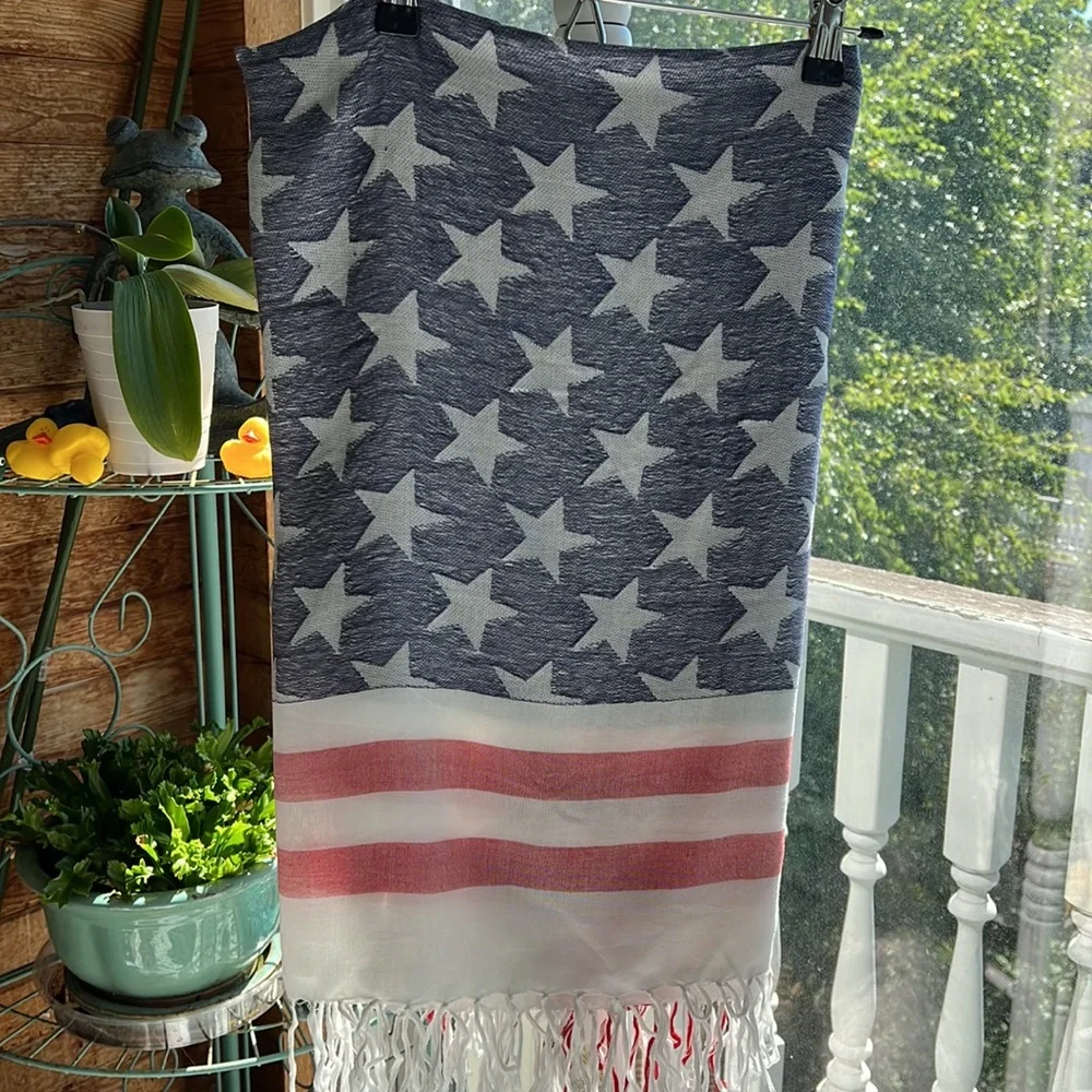 44” square patriotic fringed scarf/table cover - Picture 4 of 6